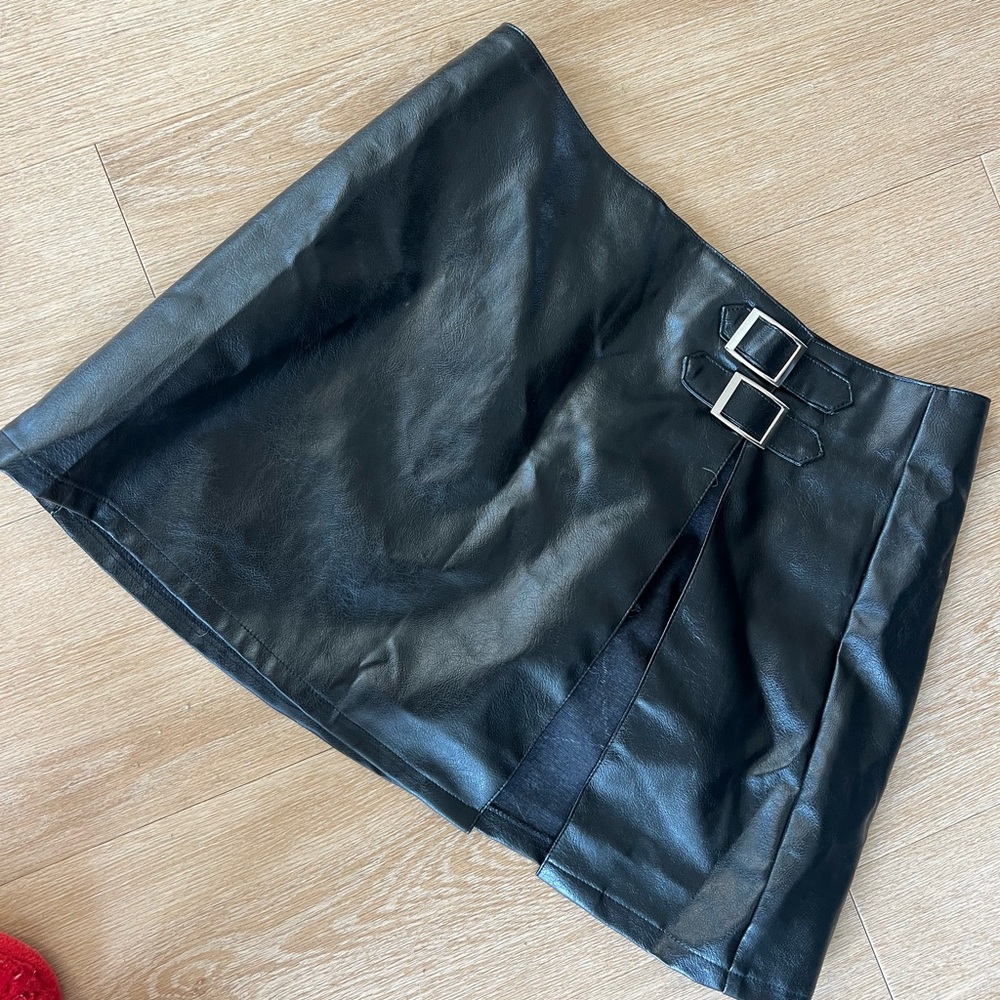 leather mini skirt